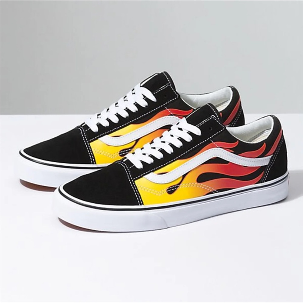 Vans flames classic style